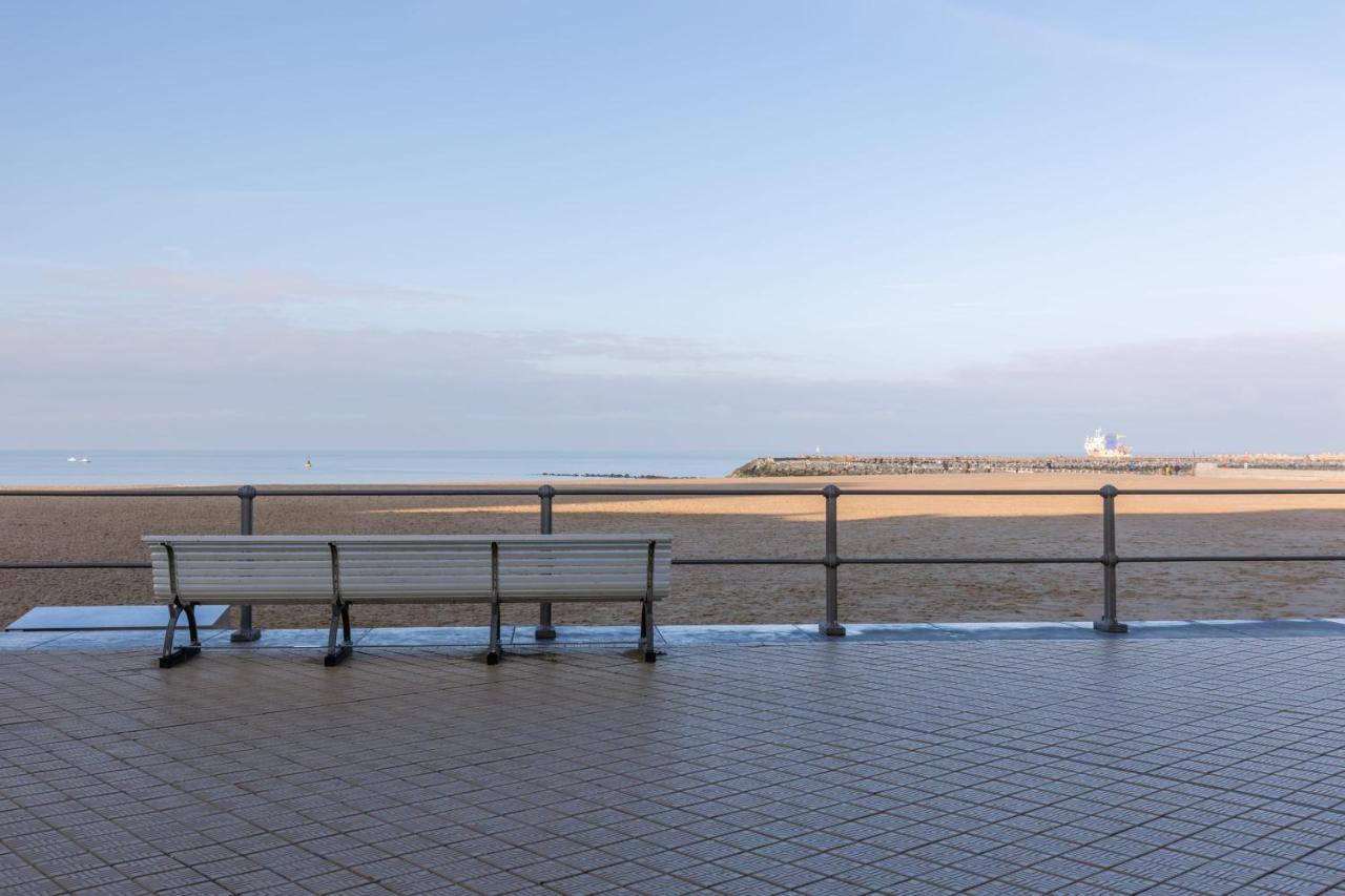Beautiful And Charming Nearby Oostende